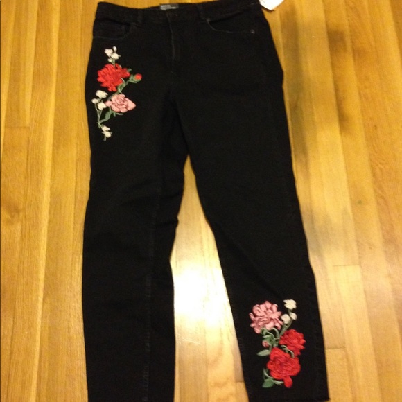 rose embroidered skinny jeans